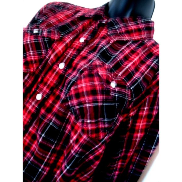 Maurice's Red & Black Plaid Western, Snaps, L/S Shirt Size XL - Picture 8 of 16